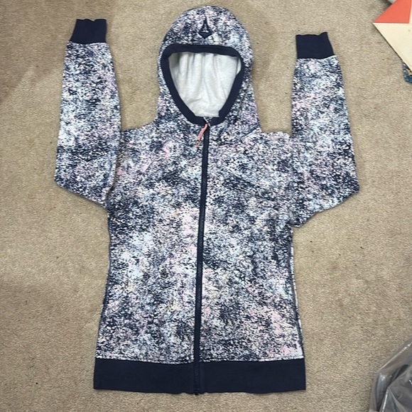 Ivivva sweater - Picture 1 of 2